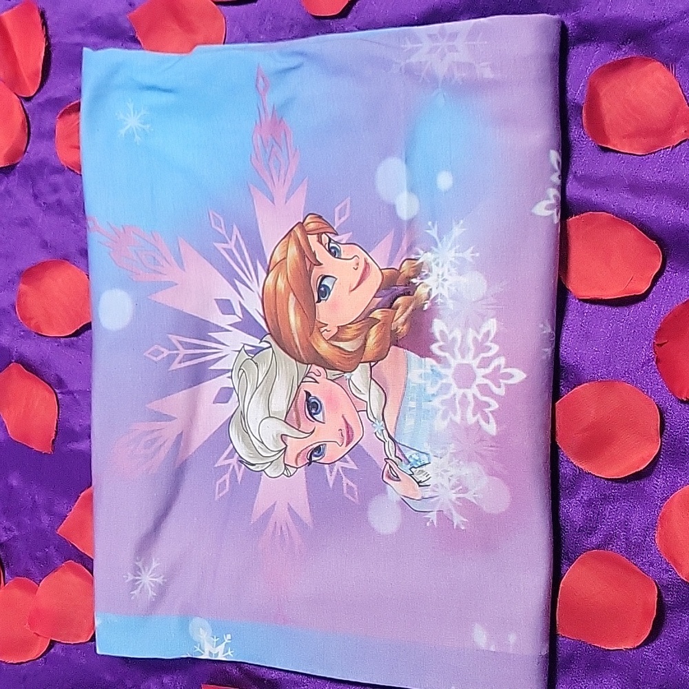 Disney Frozen scarf 31" L, 13" W